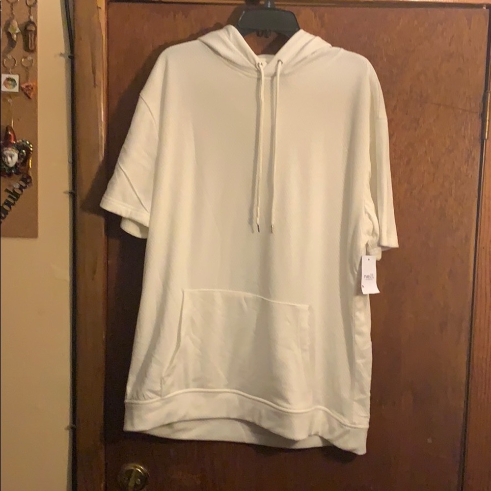 Men’s short sleeve hoodie